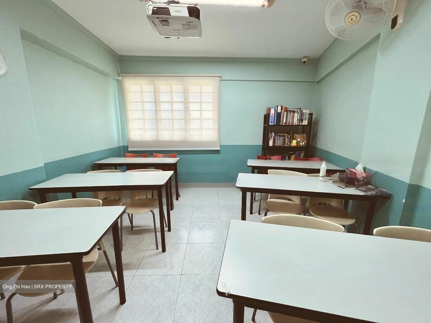 Ang Mo Kio Avenue 10 (D20), Retail #570927301